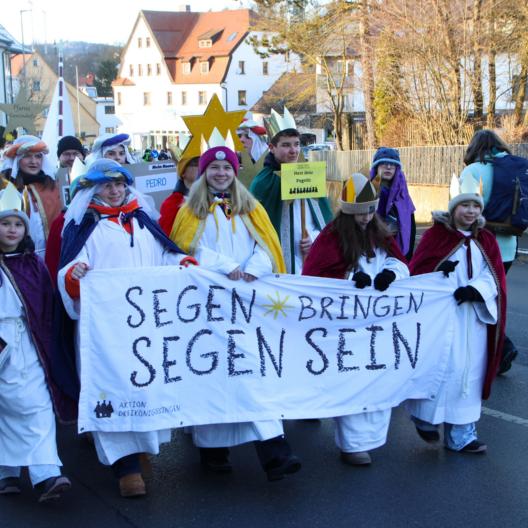 Sternsinger*Innen ziehen durch Pegnitz